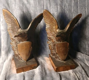 Antike Buchstützen American Eagle Clutching Schild Kupferfarben Metall Paar Set - Bild 1 von 7