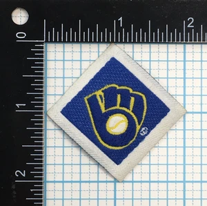 1982 MILWAUKEE BREWERS MLB BASEBALL VINTAGE 2" DIAMOND TEAM PATCH FOR SWEATBANDS - Picture 1 of 3