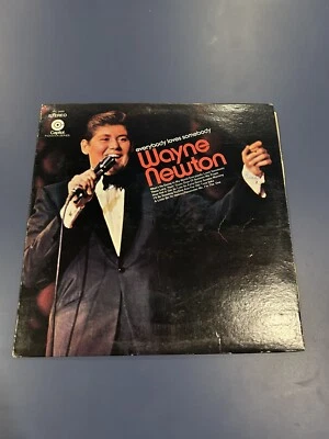 Everybody Loves Somebody WAYNE NEWTON Vinyl Record Capital SPC 3459 VG - Image 1 of 4