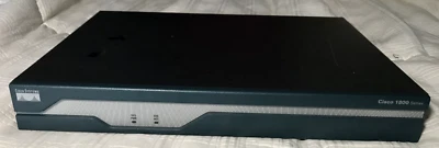 Router de servicios integrados Cisco 1841 V01 serie 1800 ## Foto 1 de 4
