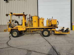 2001 MB Highway Line Paint Striping Truck
