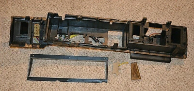 81 82 83 84 85 86 87 88 OLDSMOBILE OLDS CUTLASS INSTRUMENT CLUSTER DASH SHELL Foto 1 de 4