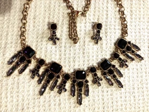 NWOT JTV Red Amethyst BIB necklace & pierced earrings set- gold tone "SPACEMAN" - Bild 1 von 11