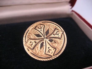 Antique Victorian era 14K Gold Enamel Taille D'Epargne Maltese Cross Brooch Pin - Picture 1 of 5
