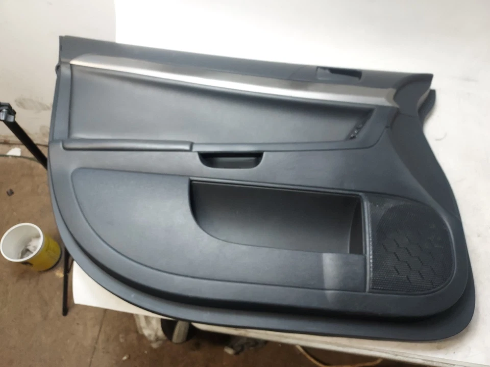 2008-2015 Mitsubishi Lancer Evolution X Front Left Interior Door Panel 08-15 — 第 1/4 张图片