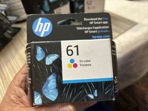 New Genuine HP 61 Tri-Color Standard Yield Ink Cartridge CH562WN#140 Exp 05/2021 - Picture 1 of 9