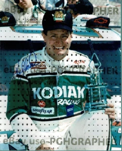 NASCAR 8x10 autografiado firmado por Ken Schrader - Goodyear - Exxon - Imagen 1 de 1