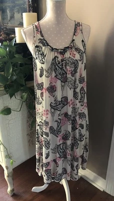 De Colección Bobbie Brooks Camisón Babydoll Suave Sedoso Rosa Negro Paisley Para Mujer’s Grande Foto 1 de 4