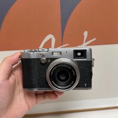 Fujifilm X100T Digital Camera with 23 mm f/2 Fixed Lens 16.3 MP English Language - Image 1 of 4