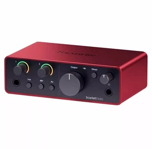 Focusrite Scarlett Solo 4th Gen USB Audio Recording Interface W/Hitmaker Bundle - Picture 1 of 10