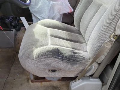 1998 Chevrolet K1500 Driver Front Seat Oem EMQJH Foto 1 de 2