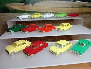 TRIANG MINIX OLDTIMER AUTOS SILBER FAHRWERK X 13 ALLE KOMPLETT (RY9) 1 - Bild 1 von 4