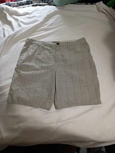 Pantalones Cortos Chinos Hurley Para Hombres 38 Gris A Cuadros Frente Plano tiro alto Cremallera Mosca Informales - Imagen 1 de 11
