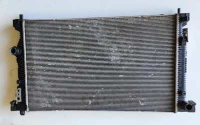 Dodge Dart 2013-2016 radiador de refrigeración del motor de 2,0 L y condensador de aire acondicionado 55111483AD Foto 1 de 4