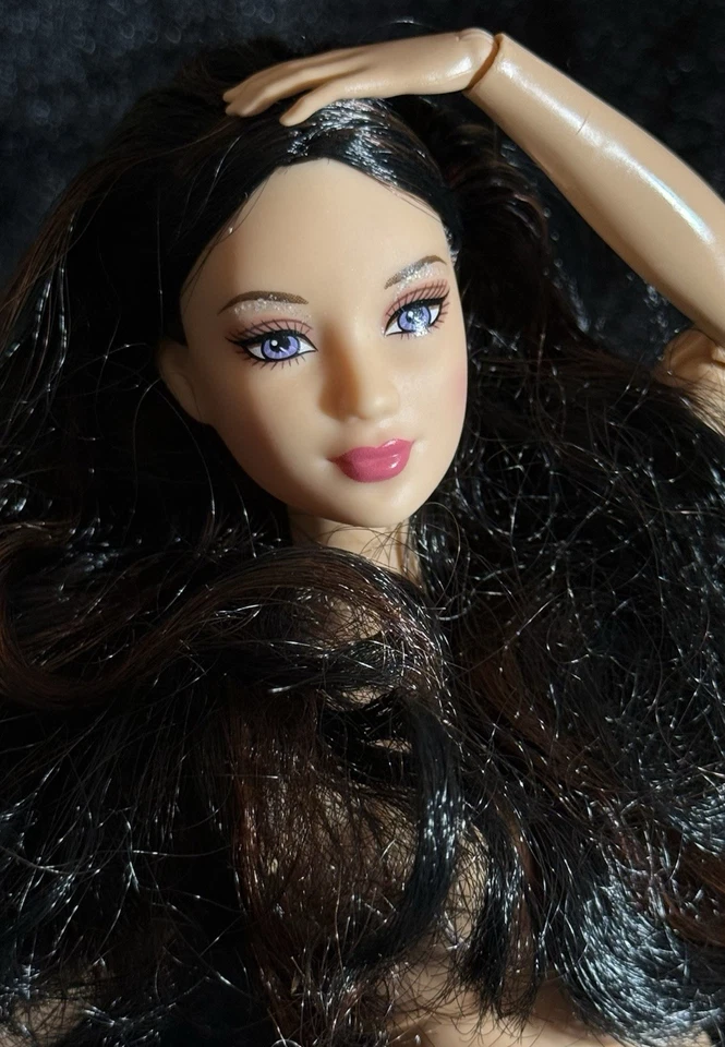 Black/Burgundy Hair Mattel-Articulated Barbie Doll-Nude -L-30 - Image 1 of 4