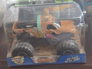 RAR!!!   Hot Wheels Monster Jam Maßstab 1:24 SCOOBY-DOO Die-Cast Monstertruck - Bild 1 von 4