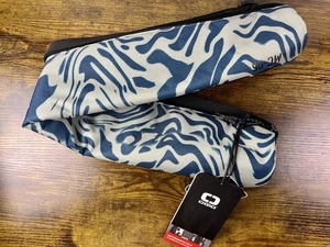 OGIO Dosenkühler Melting Geos Blue Sage ~ Neu mit Etikett - Bild 1 von 4