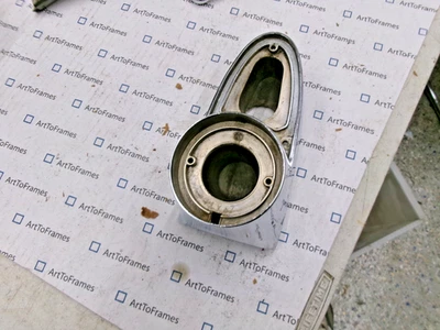 54 Plymouth Belvedere 1954 luz trasera carcasa usada 1546436 bonito cromo Foto 1 de 4