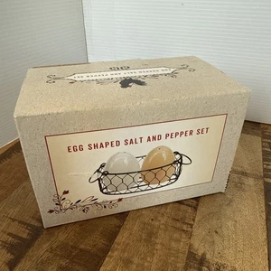 Cracker Barrel Egg Shaped Salt And Pepper Shaker Set - Picture 1 of 5