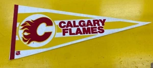 Vintage NHL Official Calgary Flames Logo Hockey Souvenir Felt Pennant - Picture 1 of 13