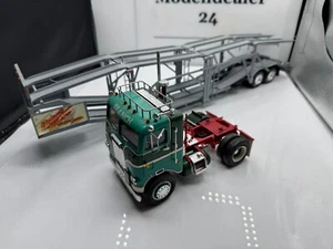 Camion trasporto auto Freightliner circa 1:24 difettoso - Foto 1 di 3