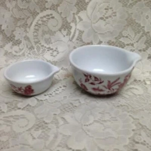 Vintage, Red-Blue Willow 2pc Measuring Cups - 1 cup and 1/4 Cup - Picture 1 of 6