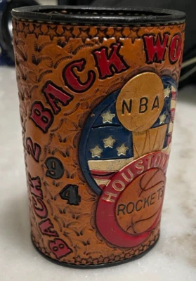 One-of-a-Kind Custom Leather Houston Rockets Back 2 Back World Champs 94-95 - Imagem 1 de 4