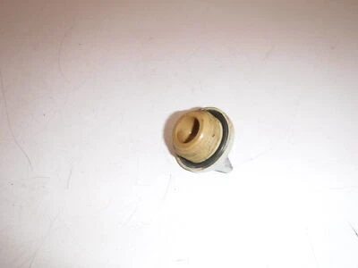 Yamaha Virago 750 1982 motor tapa de llenado de aceite tapón  Foto 1 de 4