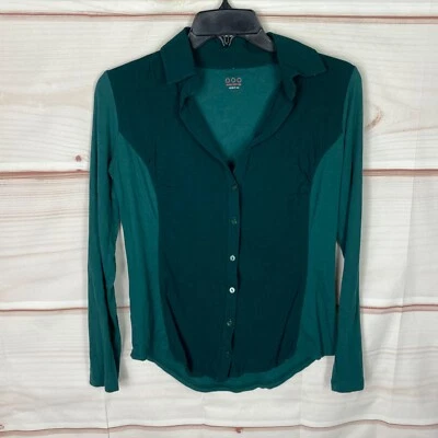 Top rojo de tres puntos para mujer XS verde con botones cuello camisero tejido cuello panel Foto 1 de 4