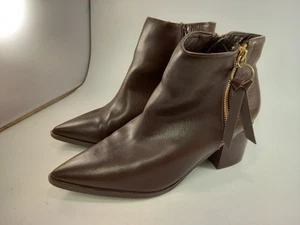 Simply Be Brown Ankle Boots Wide Fit Pointed Toe Zip Up Size 9 Ex Con - Picture 1 of 18
