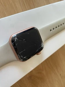 Apple Watch SE Roségold 40mm - Bild 1 von 2