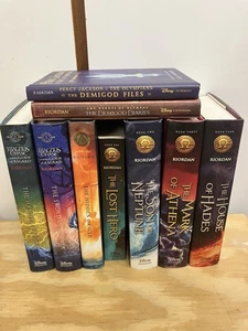 The Heroes of Olympus 1-4 By Rick Riordan Plus 5 More Books - Bild 1 von 6
