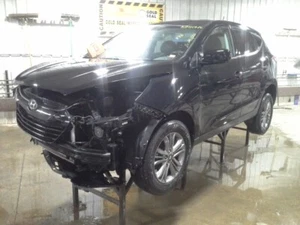 Used Fuel Filler Door fits: 2015 Hyundai Tucson Grade A - Picture 1 of 24