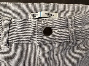 WOMENS RIDERS by LEE STRIPED MID RISE SHORTS 6/M 98% COTTON - Picture 1 of 7
