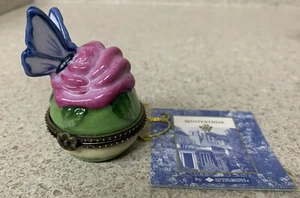 Winterthur Hinged Butterfly & Rose Bud Trinket Box - 2" Tall - Picture 1 of 3