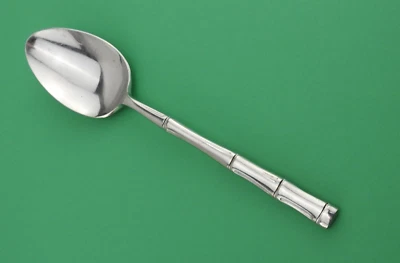 Cuchara para servir sólida vintage con patrón de bambú de 8 3/4" de acero inoxidable brillante Rebacraft Foto 1 de 3