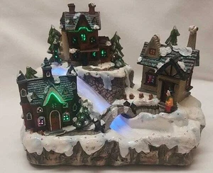 NEU Glasfaser Winterdorf mit Musikwerken C7 - Bild 1 von 5