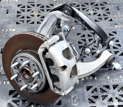 ✅ RAM 1500 2019-24 5ª generación OEM SUSPENSIÓN DELANTERA IZQUIERDA 4x2 brazo de control nudillo 15 k Foto 1 de 4