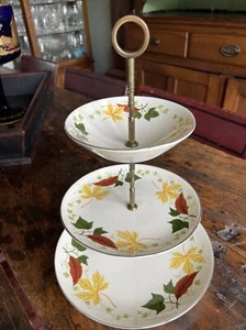 Homer Laughlin HERBST Blätter Rhythmus 3 Tier Leckerbissen Server Rarität - Bild 1 von 6