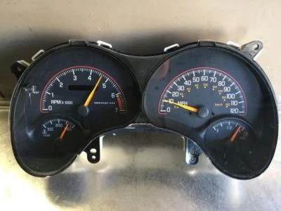04 PONTIAC GRAND AM 31K VELOCÍMETRO CLÚSTER 22706271  Foto 1 de 4