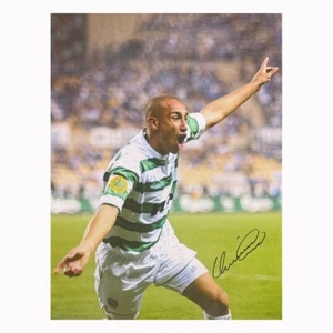 HENRIK LARSSON SIGNED GLASGOW CELTIC 16"x12" PHOTO SEE THE PROOF & COA - Picture 1 of 3