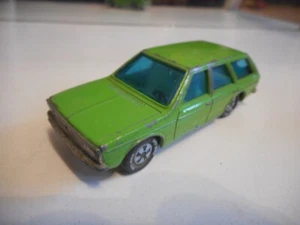 Siku VW Volkswagen Passat Variant in Green - Bild 1 von 2