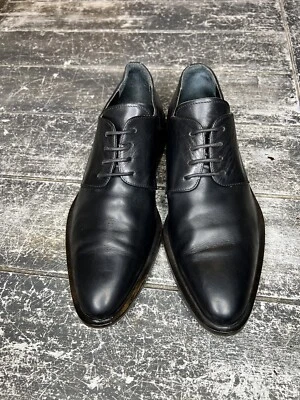 Zapatos de vestir Oxford Versace Jeans Couture para hombre talla 42 (US9) negros. Foto 1 de 4