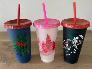 Tazze fredde riutilizzabili natalizie Starbucks confezione da 5 coperchi cannucce natalizie 24 oz nuove con scatola - Foto 1 di 7