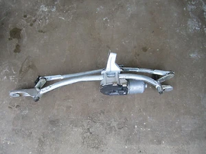 BMW 61614441879 F01 F02 F04 WIPER SYSTEM W/ MOTOR OEM 750LIX 750I 760 740 - Picture 1 of 4