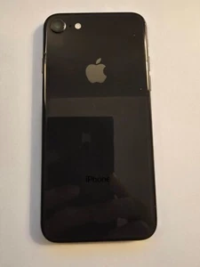 Apple iPhone 8 64GB Unlocked USED but IMMACULATE CONDITION - Zdjęcie 1 z 2