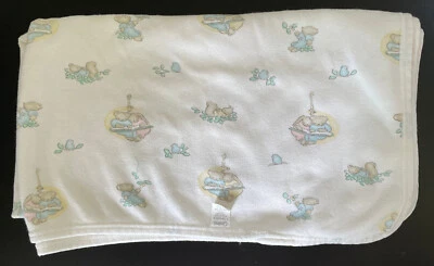 Manta de cuna de bebé Carter's Classics Lovey osos de peluche ardilla algodón Foto 1 de 4