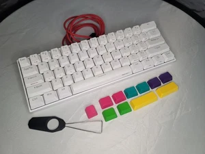Anne Pro 2 60% Mechanical Gaming Keyboard Wired Full RGB - Cherry MX Red - Afbeelding 1 van 5