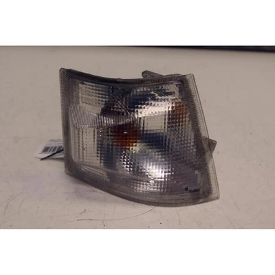 FANALINO ANT. DX PER PIAGGIO - EFFEDI PORTER (98-08) 1.3 16V 2WD B/1296CC 1998 - Immagine 1 di 4