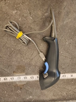 Escáner de código de barras Datalogic QuickScan USB con cable portátil POS QD2100 negro probado Foto 1 de 4